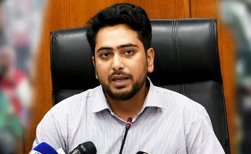 ক্ষমতাকে পাকাপোক্ত করতেই গণহত্যা চালিয়েছিলেন শেখ হাসিনা-নাহিদ ইসলাম
