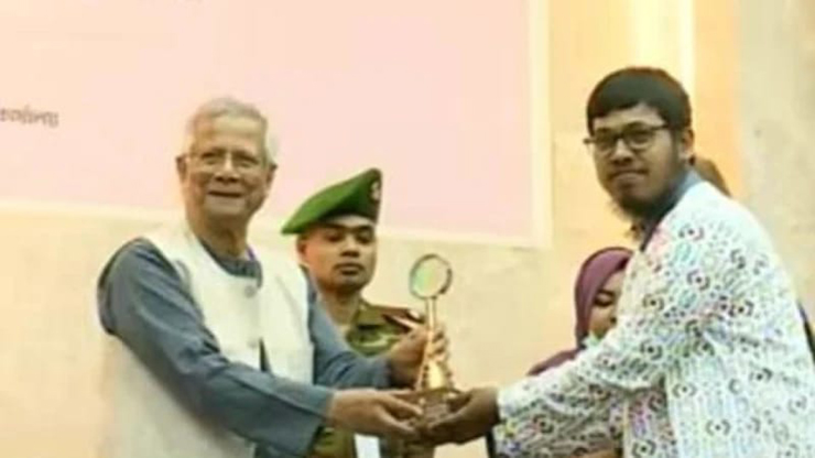 তরুণরা সক্রিয় থাকলে কোনো সমস্যাই অমীমাংসিত থাকবে না-প্রধান উপদেষ্টা